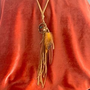 Dream catcher suede and feathers necklace